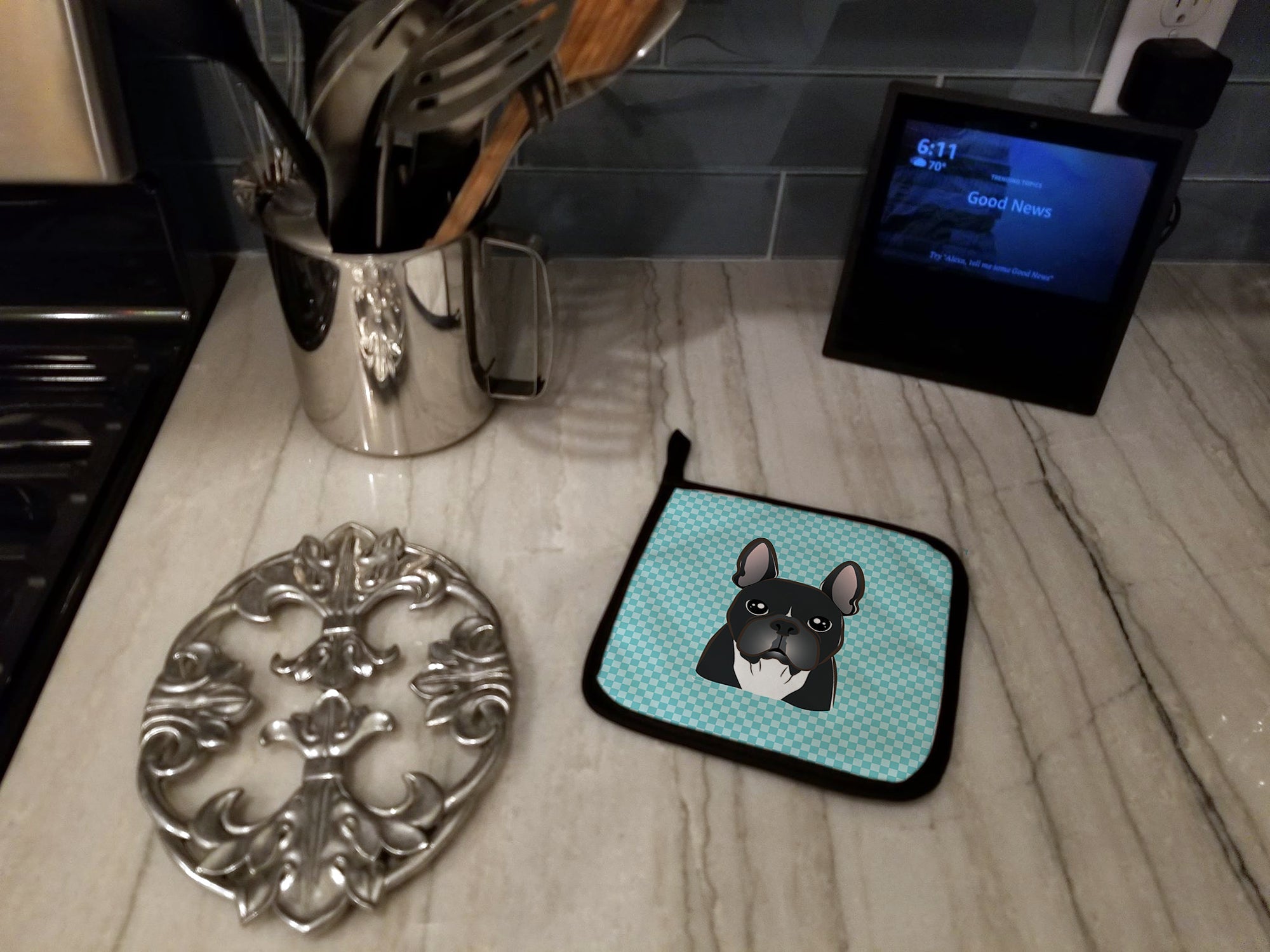 Checkerboard Blue French Bulldog Pot Holder Set of 2 Heat Resistant Quilted Hot Pads 7.5 x 7.5 Inch, Insulated Kitchen Trivets for Cooking & Baking