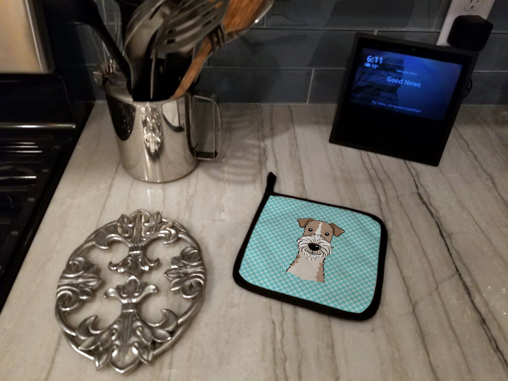 Checkerboard Blue Wire Haired Fox Terrier Pot Holder Set of 2 Heat Resistant Quilted Hot Pads 7.5 x 7.5 Inch, Insulated Kitchen Trivets for Cooking & Baking