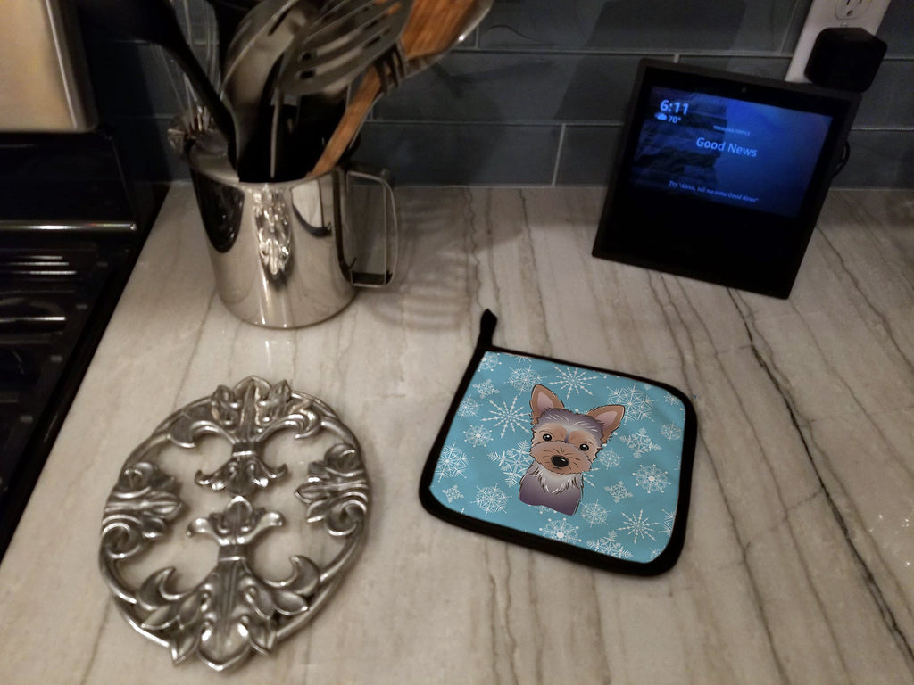 Snowflake Yorkie Puppy Pot Holder Set of 2 Heat Resistant Quilted Hot Pads 7.5 x 7.5 Inch, Insulated Kitchen Trivets for Cooking & Baking