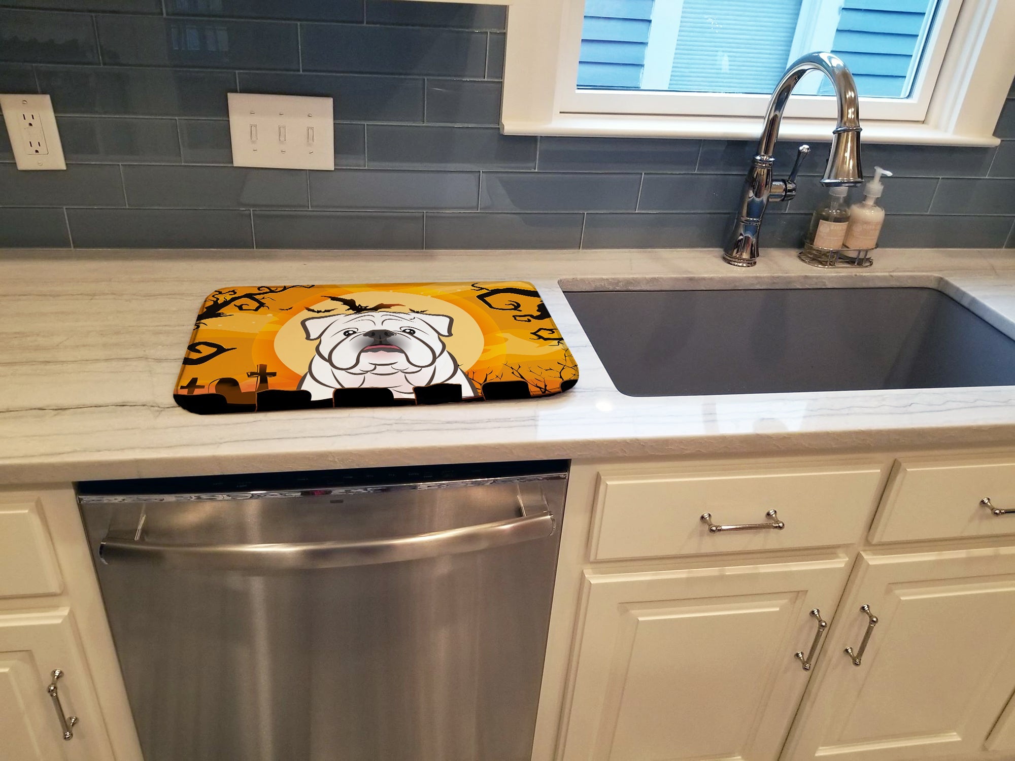 Halloween White English Bulldog  Dish Drying Mat Absorbent Dish Drying Mat Pad for Kitchen Counter Dish Drainer Mat for Countertop, 14 x 21", Multicolor