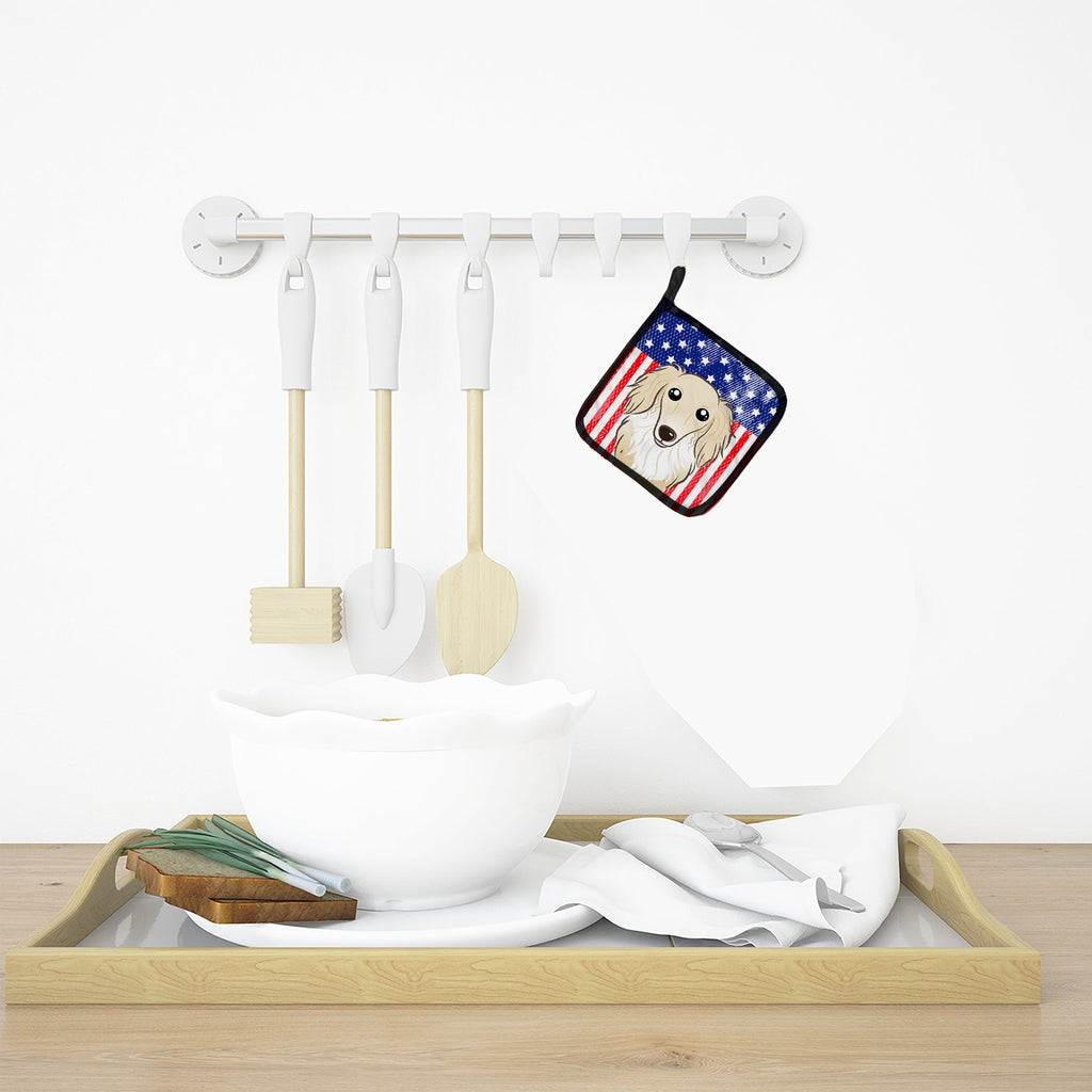 American Flag and Longhair Creme Dachshund Pot Holder Set of 2 Heat Resistant Quilted Hot Pads 7.5 x 7.5 Inch, Insulated Kitchen Trivets for Cooking & Baking