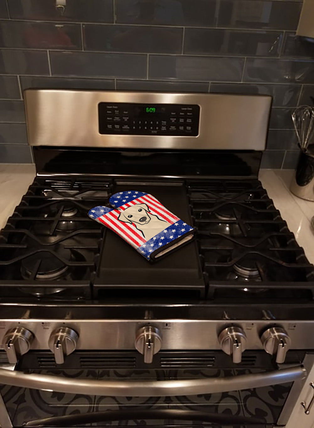 American Flag and Yellow Labrador Oven Mitt Heat Resistant Thick Oven Mitt for Hot Pans and Oven, Kitchen Mitt Protect Hands, Cooking Baking Glove