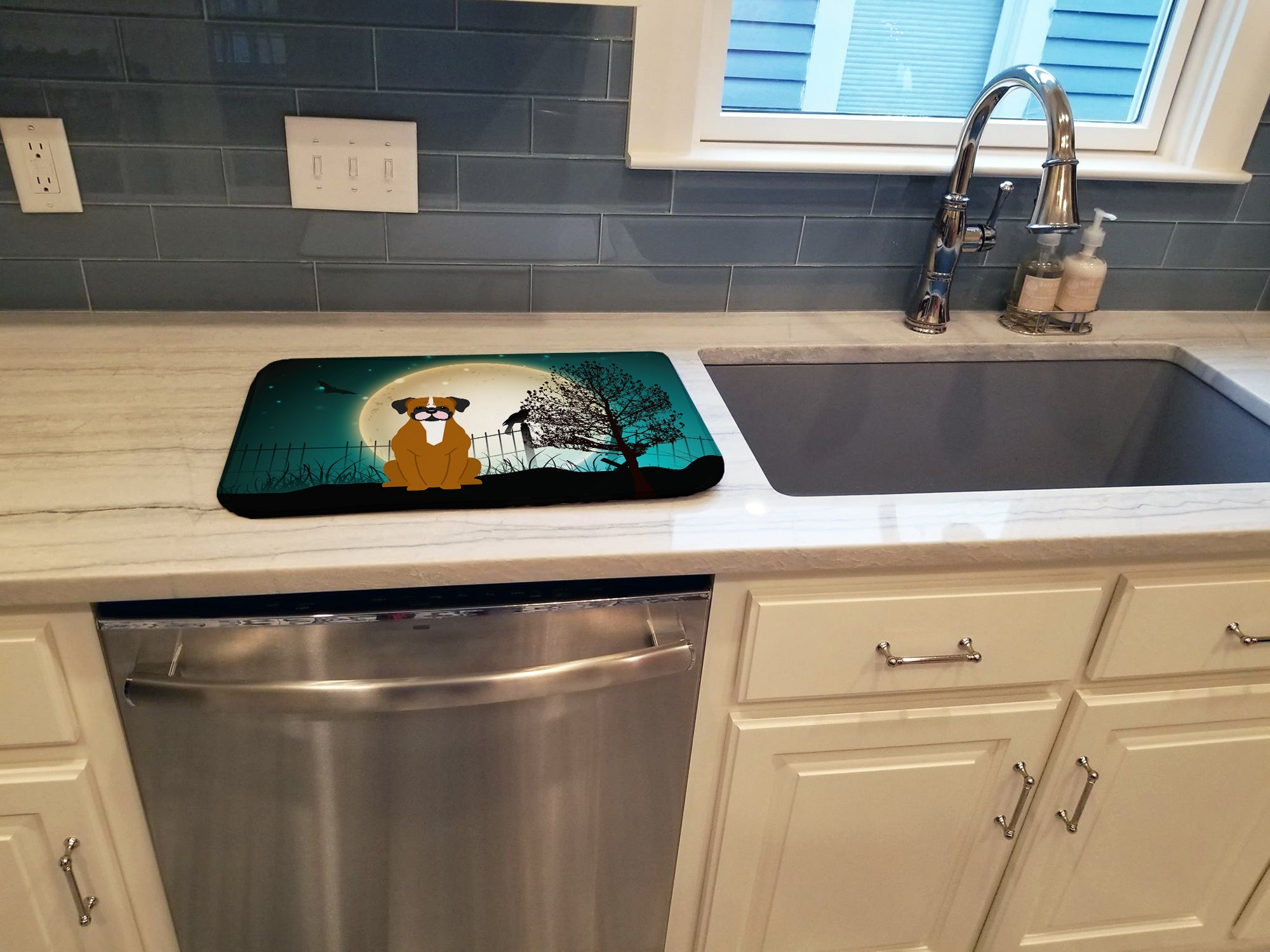 Halloween Scary Flashy Fawn Boxer Dish Drying Mat Absorbent Dish Drying Mat Pad for Kitchen Counter Dish Drainer Mat for Countertop, 14 x 21", Multicolor
