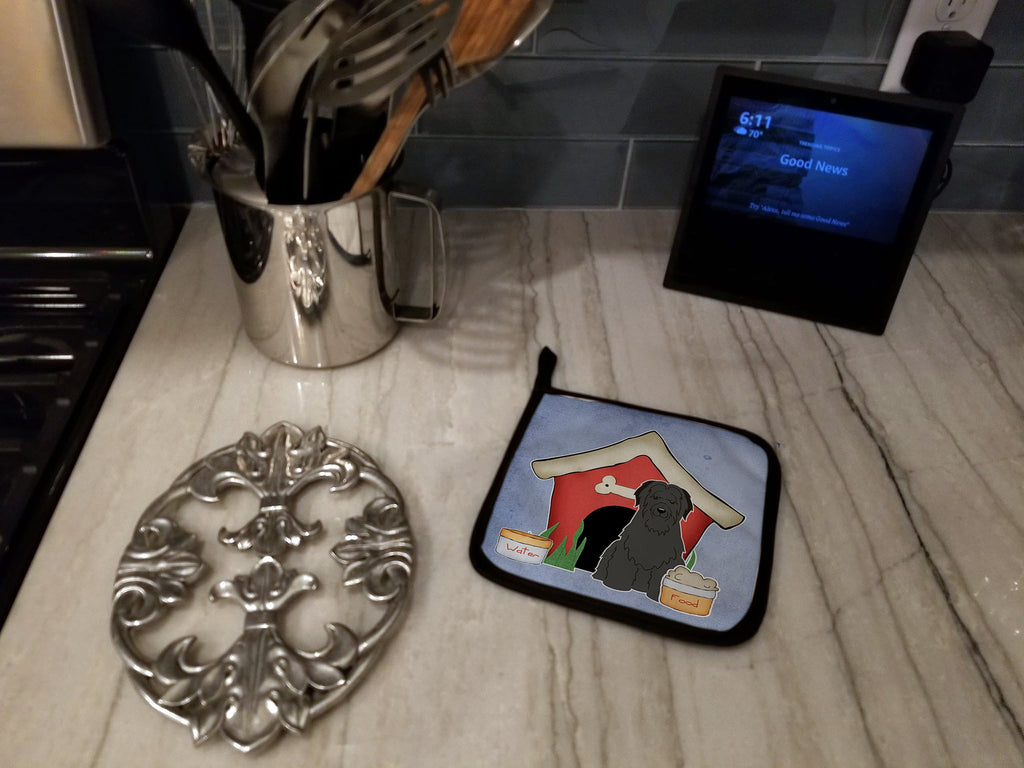 Dog House Collection Briard Black Pot Holder Set of 2 Heat Resistant Quilted Hot Pads 7.5 x 7.5 Inch, Insulated Kitchen Trivets for Cooking & Baking