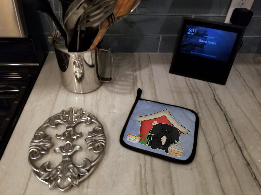 Dog House Collection Pekingese Black Pot Holder Set of 2 Heat Resistant Quilted Hot Pads 7.5 x 7.5 Inch, Insulated Kitchen Trivets for Cooking & Baking