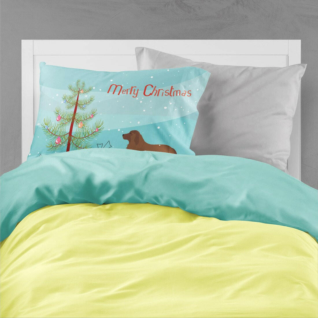 Portuguese Sheepdog Dog Merry Christmas Tree Standard Pillowcase Lightweight Super Soft Easy Care Decorative Artwork Pillowcase, Standard