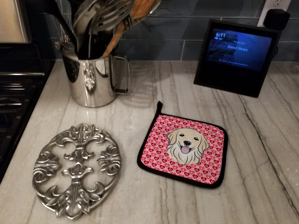 Golden Retriever Pot Holder Set of 2 Heat Resistant Quilted Hot Pads 7.5 x 7.5 Inch, Insulated Kitchen Trivets for Cooking & Baking