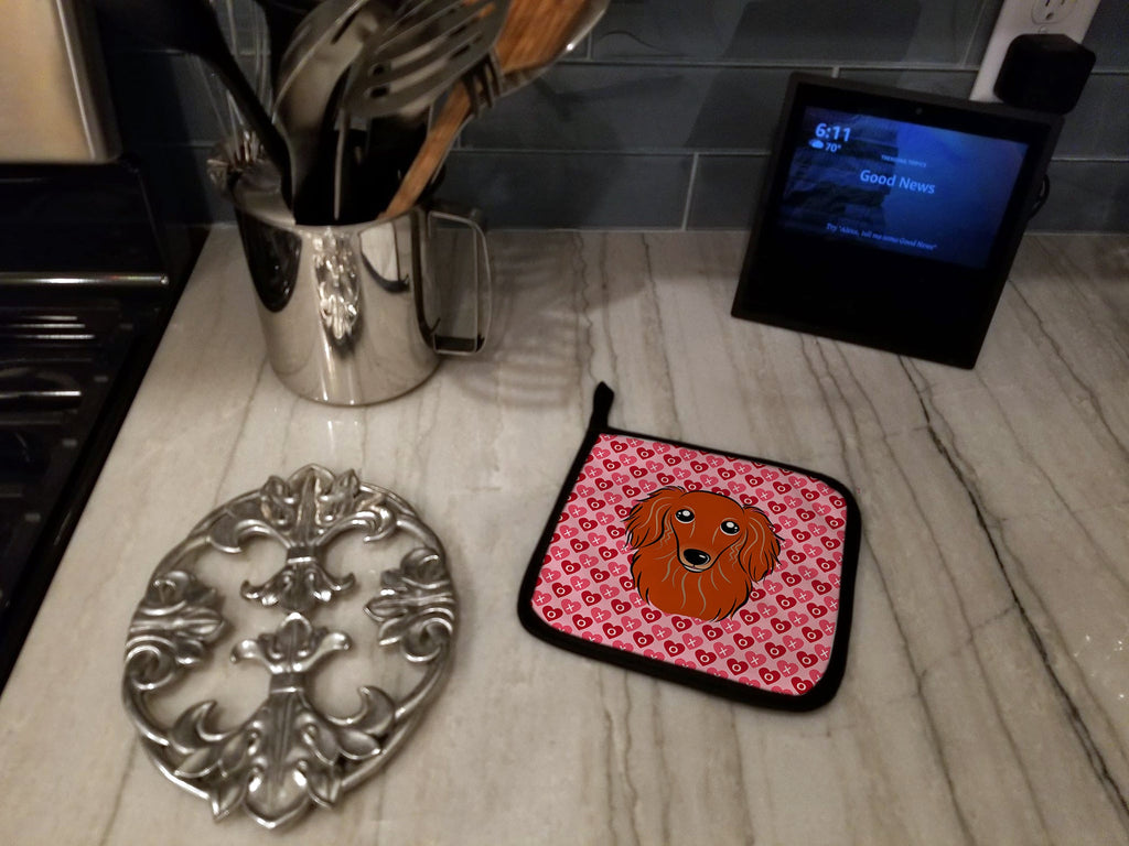 Longhair Red Dachshund Pot Holder Set of 2 Heat Resistant Quilted Hot Pads 7.5 x 7.5 Inch, Insulated Kitchen Trivets for Cooking & Baking