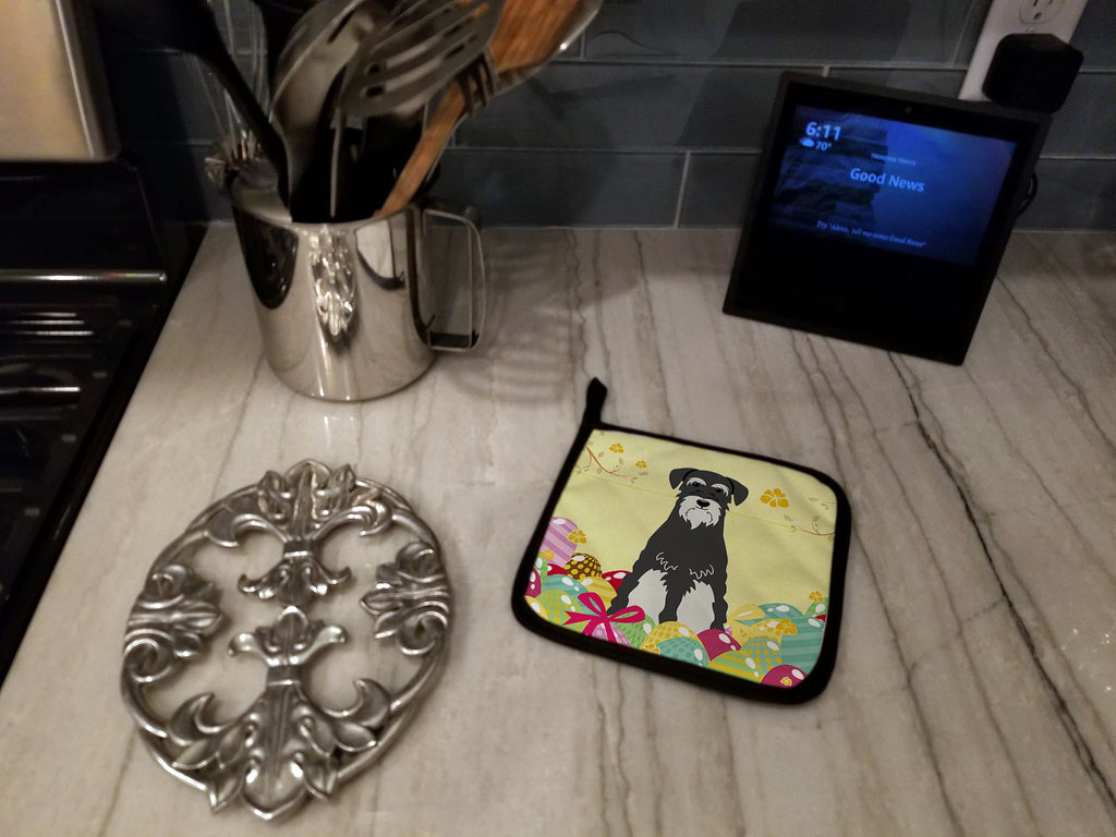 Easter Eggs Standard Schnauzer Salt and Pepper Pot Holder Set of 2 Heat Resistant Quilted Hot Pads 7.5 x 7.5 Inch, Insulated Kitchen Trivets for Cooking & Baking