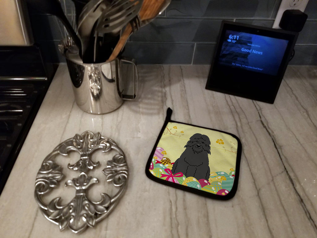 Easter Eggs Bouvier des Flandres Pot Holder Set of 2 Heat Resistant Quilted Hot Pads 7.5 x 7.5 Inch, Insulated Kitchen Trivets for Cooking & Baking