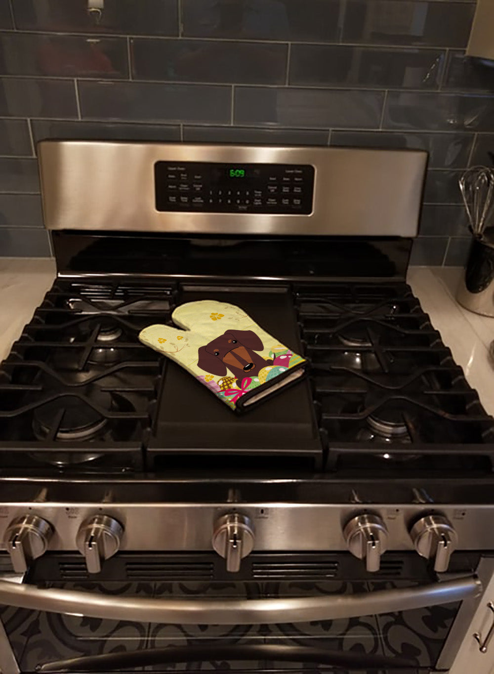 Easter Eggs Dachshund Chocolate Oven Mitt Heat Resistant Thick Oven Mitt for Hot Pans and Oven, Kitchen Mitt Protect Hands, Cooking Baking Glove