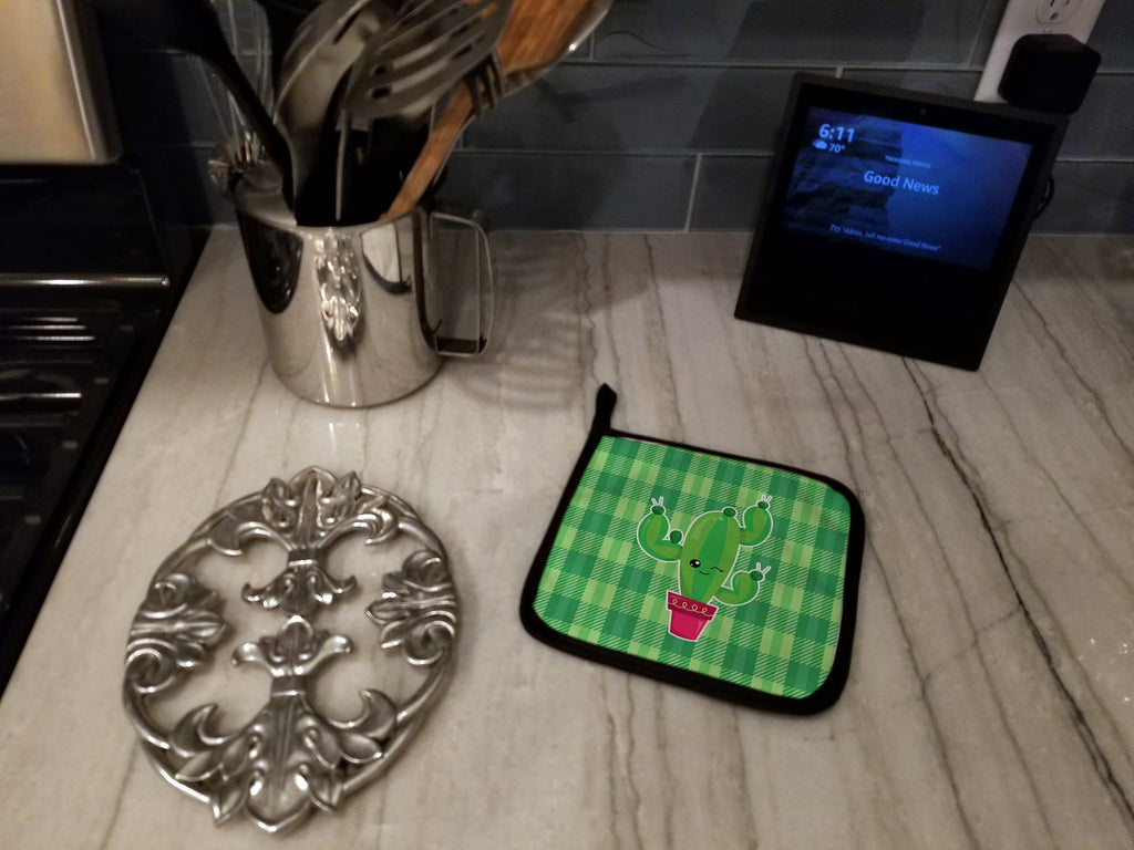 Cactus Plaid Pot Holder Set of 2 Heat Resistant Quilted Hot Pads 7.5 x 7.5 Inch, Insulated Kitchen Trivets for Cooking & Baking