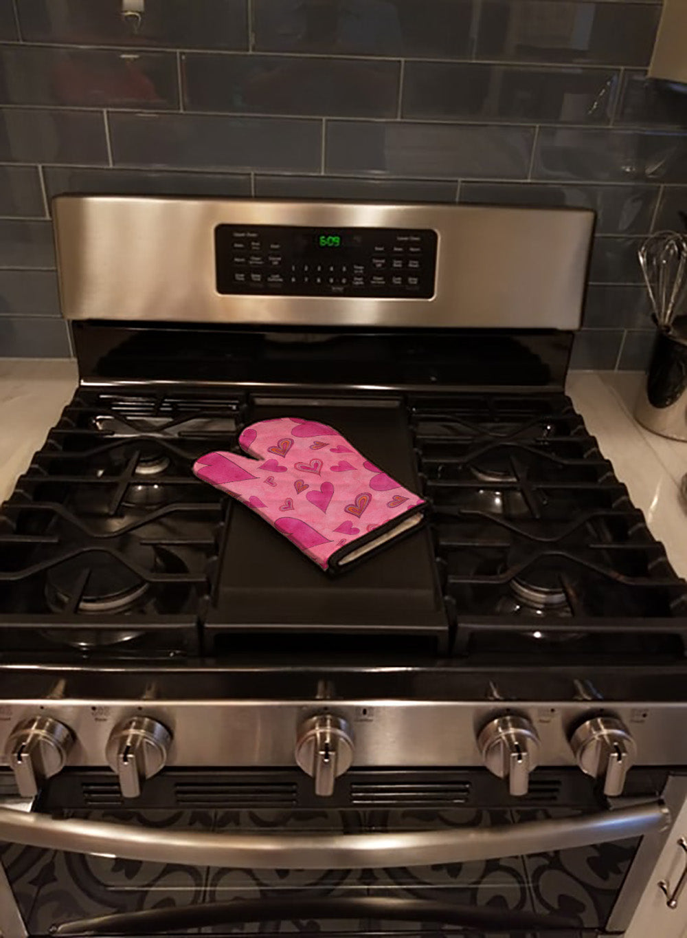 Watercolor Love and Hearts Oven Mitt Heat Resistant Thick Oven Mitt for Hot Pans and Oven, Kitchen Mitt Protect Hands, Cooking Baking Glove