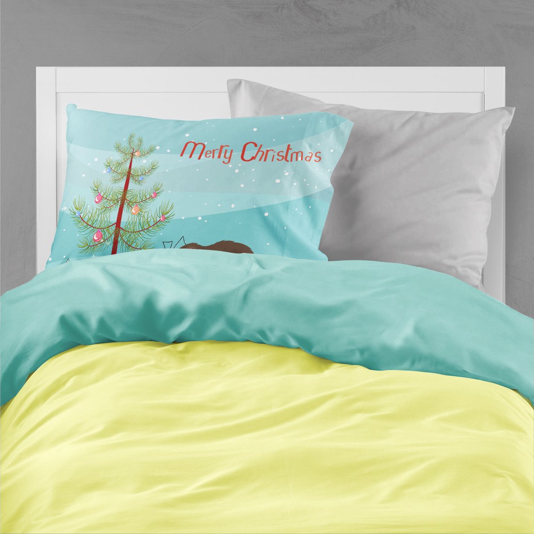 Eurasian Beaver Christmas Standard Pillowcase Lightweight Super Soft Easy Care Decorative Artwork Pillowcase, Standard