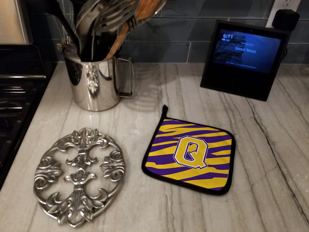 Letter Q Monogram - Tiger Stripe - Purple Gold Pot Holder Set of 2 Heat Resistant Quilted Hot Pads 7.5 x 7.5 Inch, Insulated Kitchen Trivets for Cooking & Baking