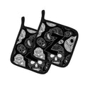 Letter Z Day of the Dead Skulls Black Pot Holder Set of 2 Heat Resistant Quilted Hot Pads 7.5 x 7.5 Inch, Insulated Kitchen Trivets for Cooking & Baking
