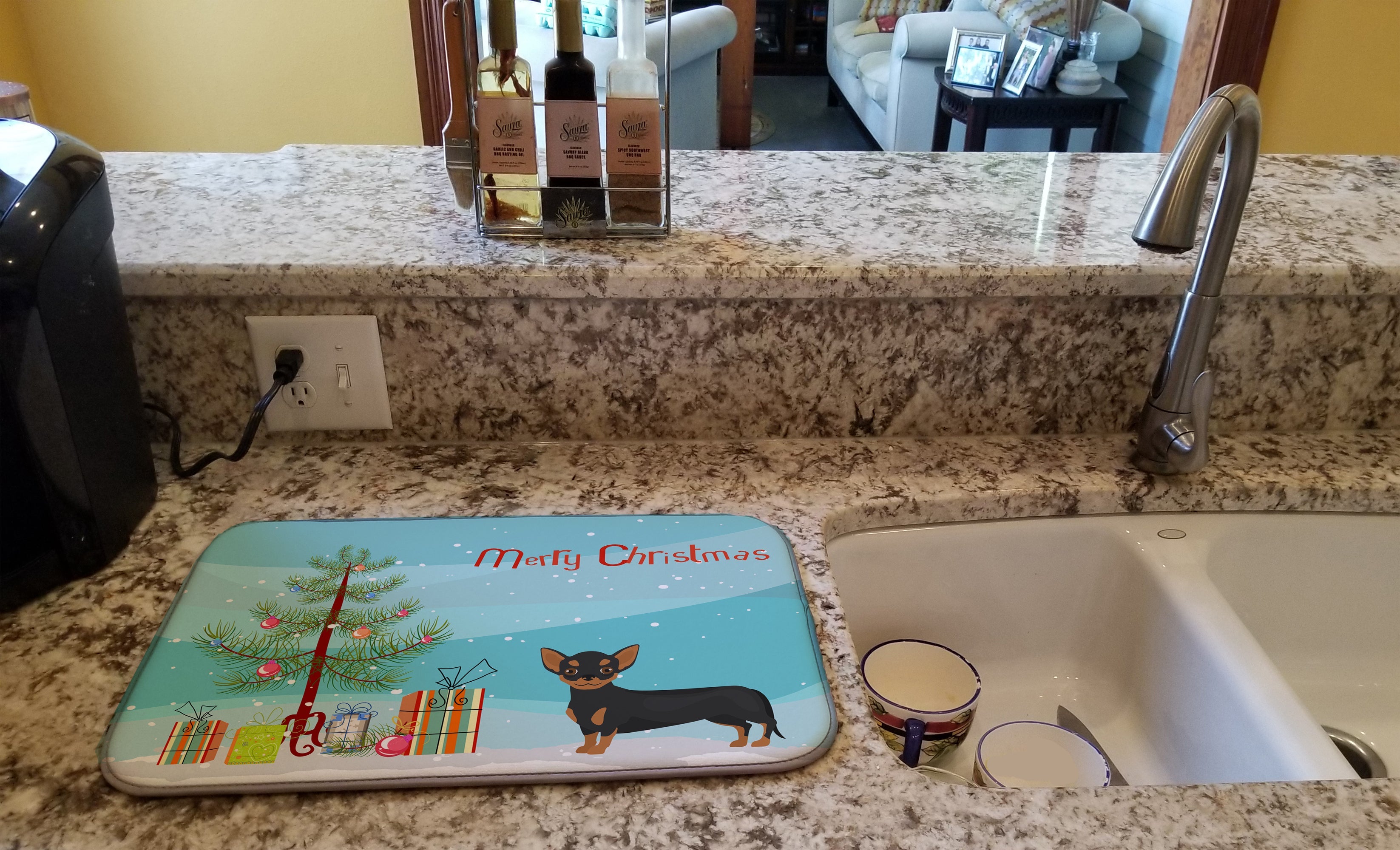Black and Tan Chiweenie Christmas Tree Dish Drying Mat Absorbent Dish Drying Mat Pad for Kitchen Counter Dish Drainer Mat for Countertop, 14 x 21", Multicolor