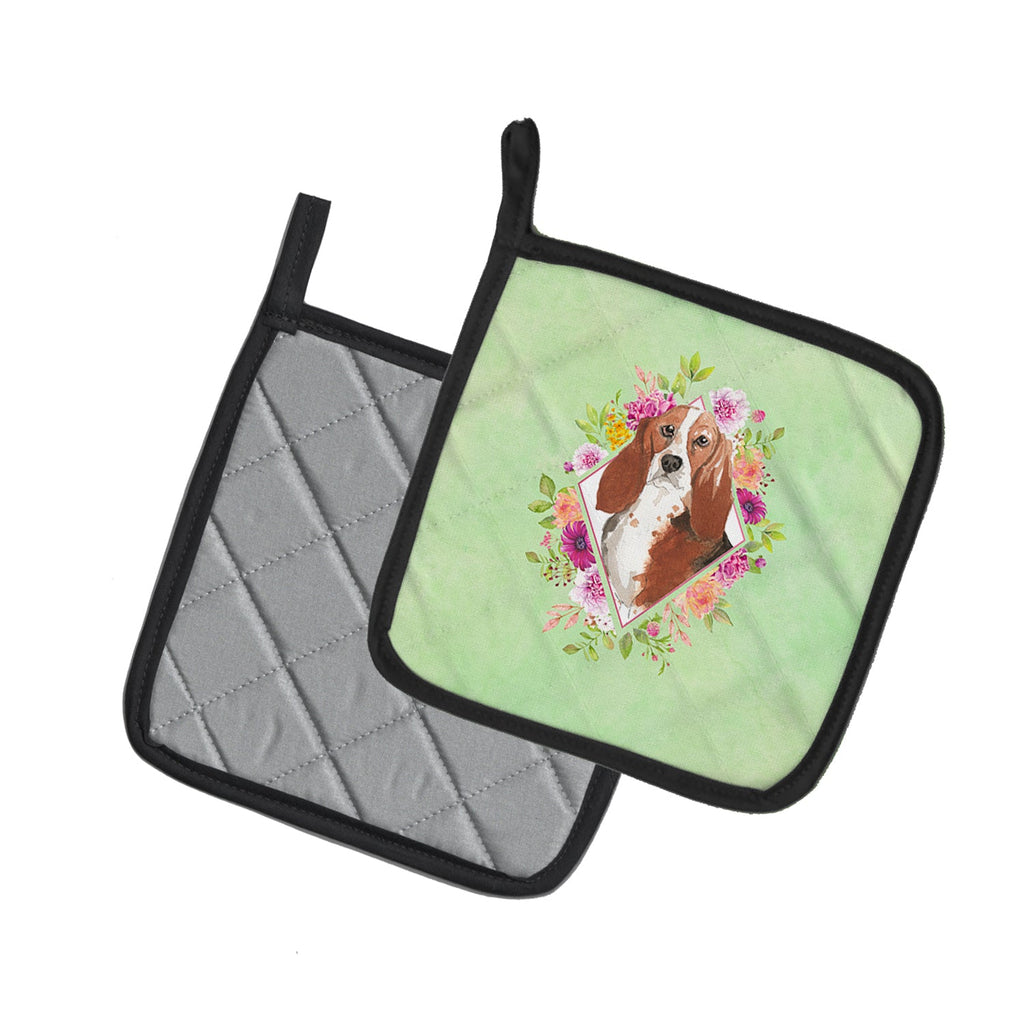 Basset Hound Green Flowers Pot Holder Set of 2 Heat Resistant Quilted Hot Pads 7.5 x 7.5 Inch, Insulated Kitchen Trivets for Cooking & Baking