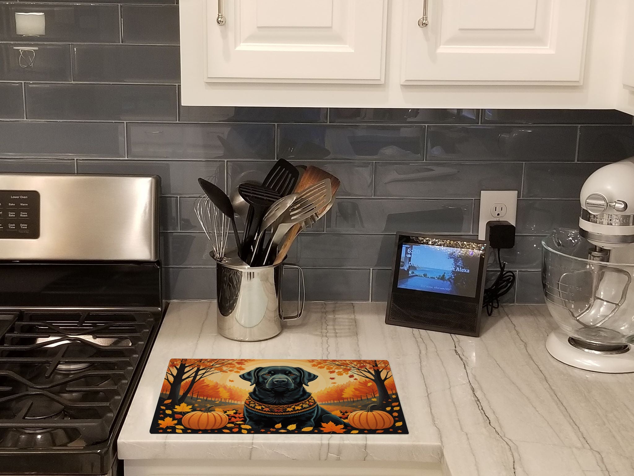 Black Labrador Retriever Fall Cutting Board Tempered Glass Kitchen Cutting Surface, Heat Resistant Chopping, Non-Slip Feet, Food Prep & Serving