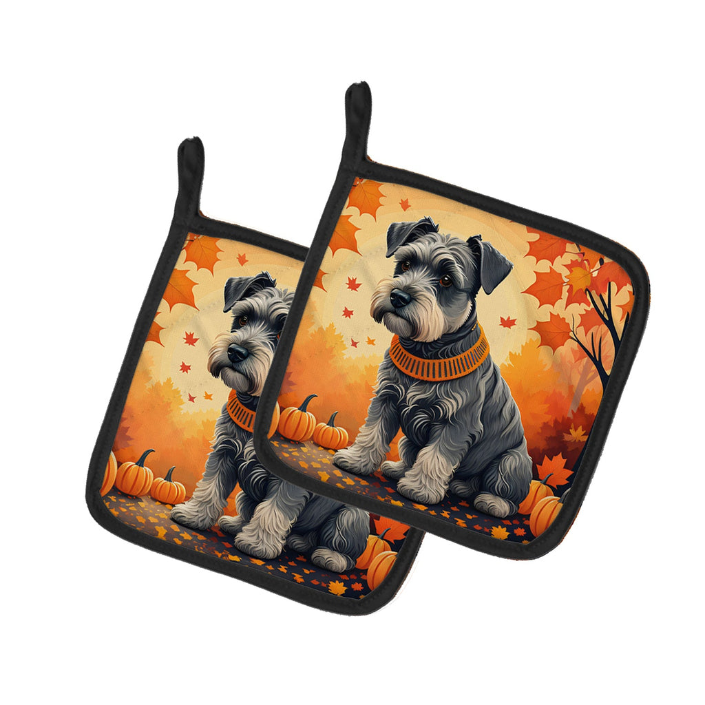 Schnauzer Fall Pot Holder Set of 2 Heat Resistant Quilted Hot Pads 7.5 x 7.5 Inch, Insulated Kitchen Trivets for Cooking & Baking