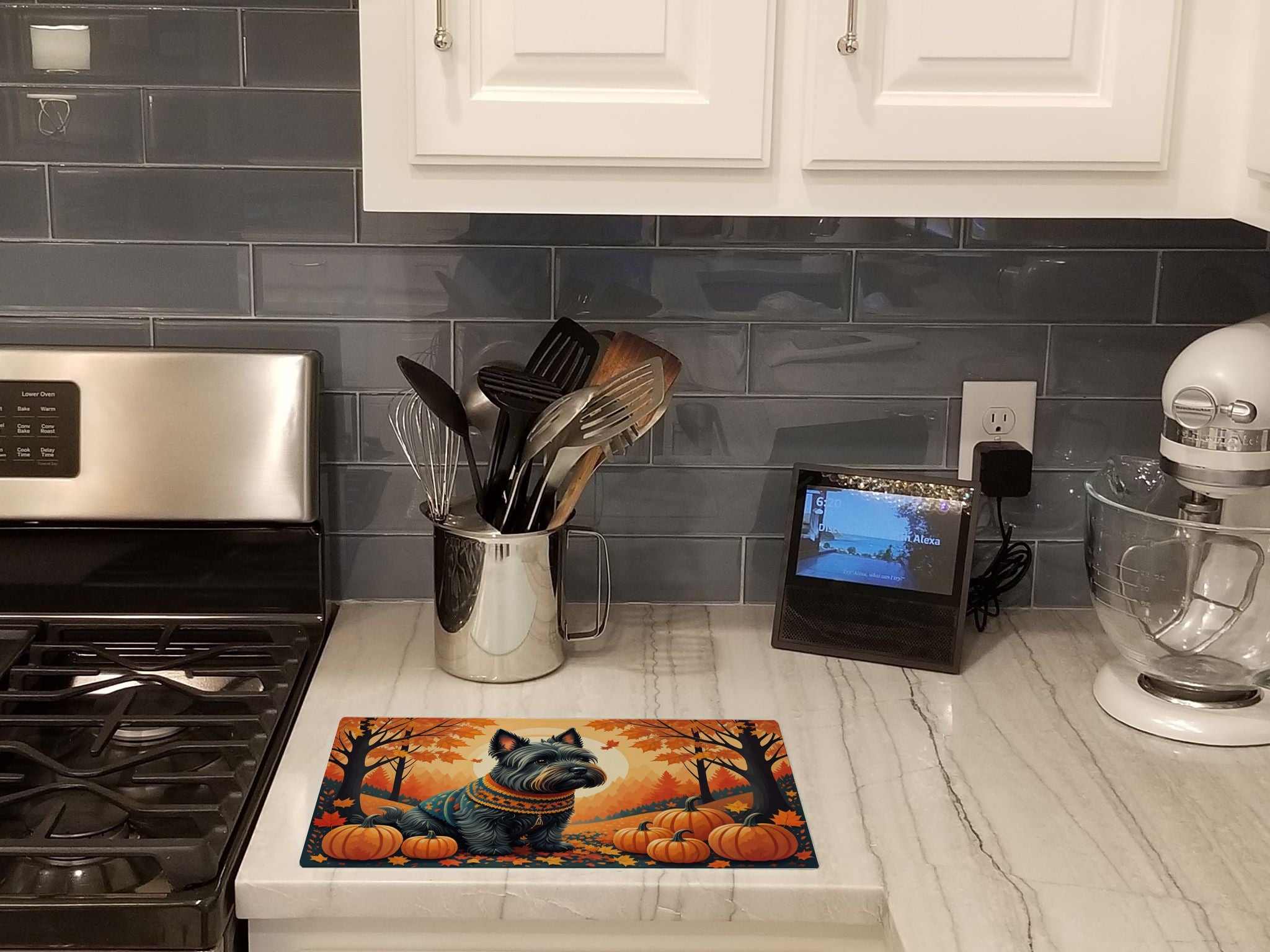 Scottish Terrier Fall Cutting Board Tempered Glass Kitchen Cutting Surface, Heat Resistant Chopping, Non-Slip Feet, Food Prep & Serving