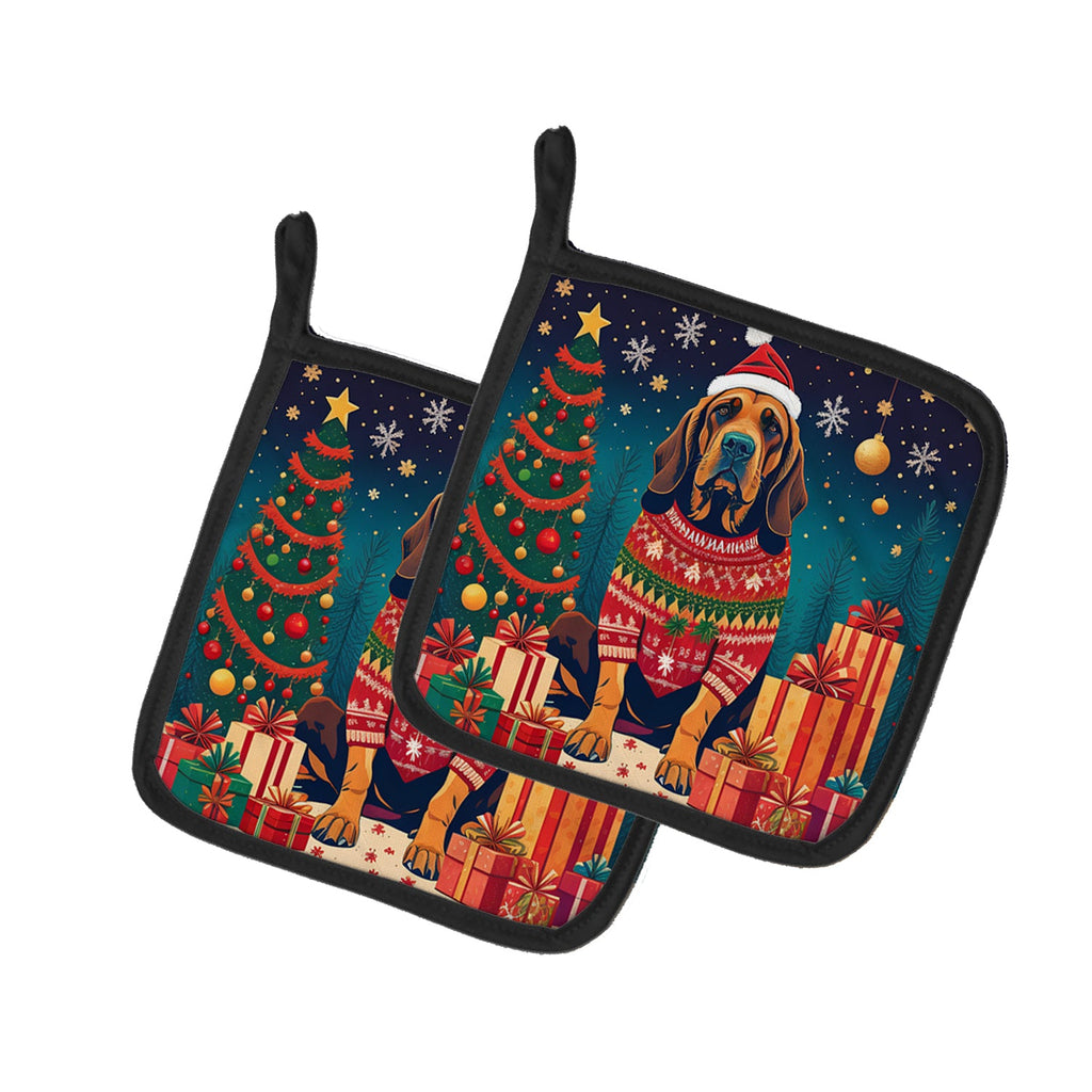 Bloodhound Christmas Pot Holder Set of 2 Heat Resistant Quilted Hot Pads 7.5 x 7.5 Inch, Insulated Kitchen Trivets for Cooking & Baking