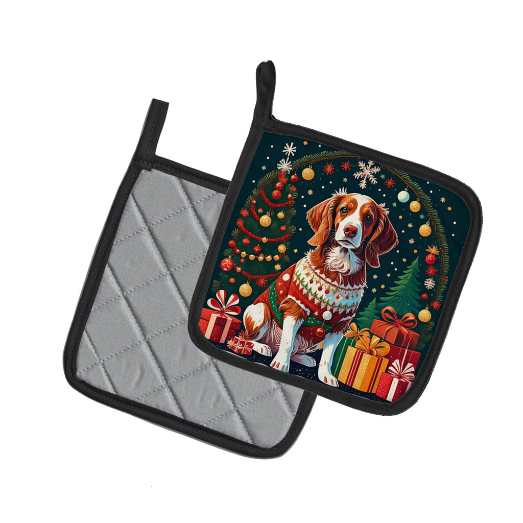 Brittany Spaniel Christmas Pot Holder Set of 2 Heat Resistant Quilted Hot Pads 7.5 x 7.5 Inch, Insulated Kitchen Trivets for Cooking & Baking