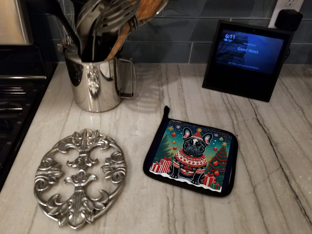 Black French Bulldog Christmas Pot Holder Set of 2 Heat Resistant Quilted Hot Pads 7.5 x 7.5 Inch, Insulated Kitchen Trivets for Cooking & Baking