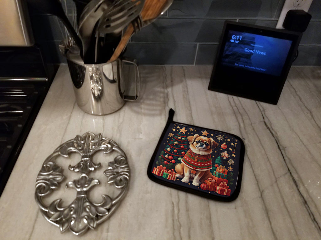 Tibetan Spaniel Christmas Pot Holder Set of 2 Heat Resistant Quilted Hot Pads 7.5 x 7.5 Inch, Insulated Kitchen Trivets for Cooking & Baking