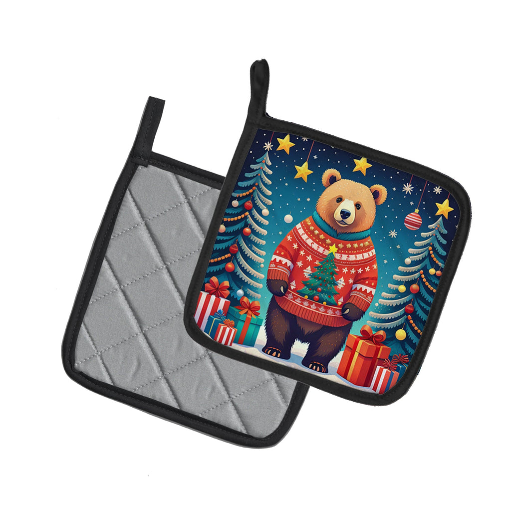 Bear Christmas Pot Holder Set of 2 Heat Resistant Quilted Hot Pads 7.5 x 7.5 Inch, Insulated Kitchen Trivets for Cooking & Baking