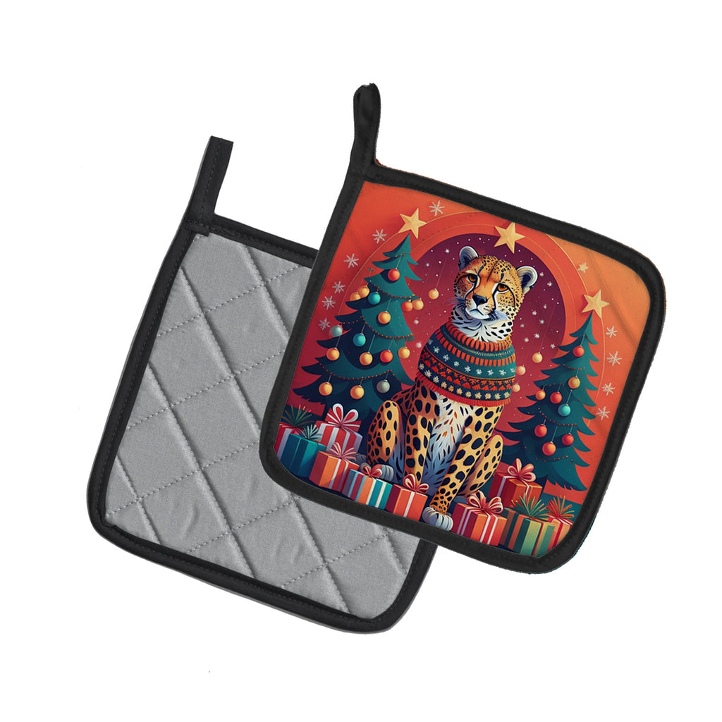 Cheetah Christmas Pot Holder Set of 2 Heat Resistant Quilted Hot Pads 7.5 x 7.5 Inch, Insulated Kitchen Trivets for Cooking & Baking