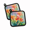 Lilies in Watercolor Pot Holder Set of 2 Heat Resistant Quilted Hot Pads 7.5 x 7.5 Inch, Insulated Kitchen Trivets for Cooking & Baking