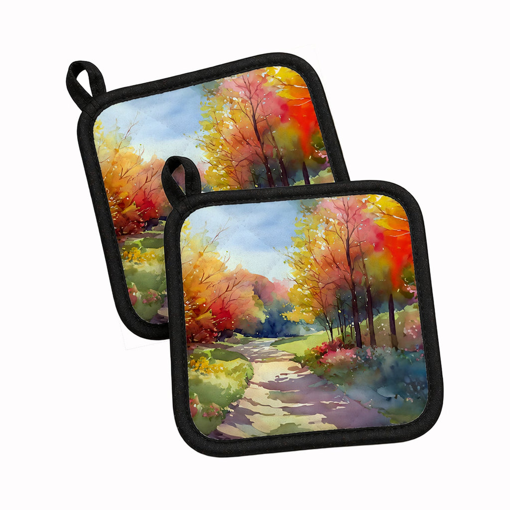 North Carolina Dogwoods in Watercolor Pot Holder Set of 2 Heat Resistant Quilted Hot Pads 7.5 x 7.5 Inch, Insulated Kitchen Trivets for Cooking & Baking