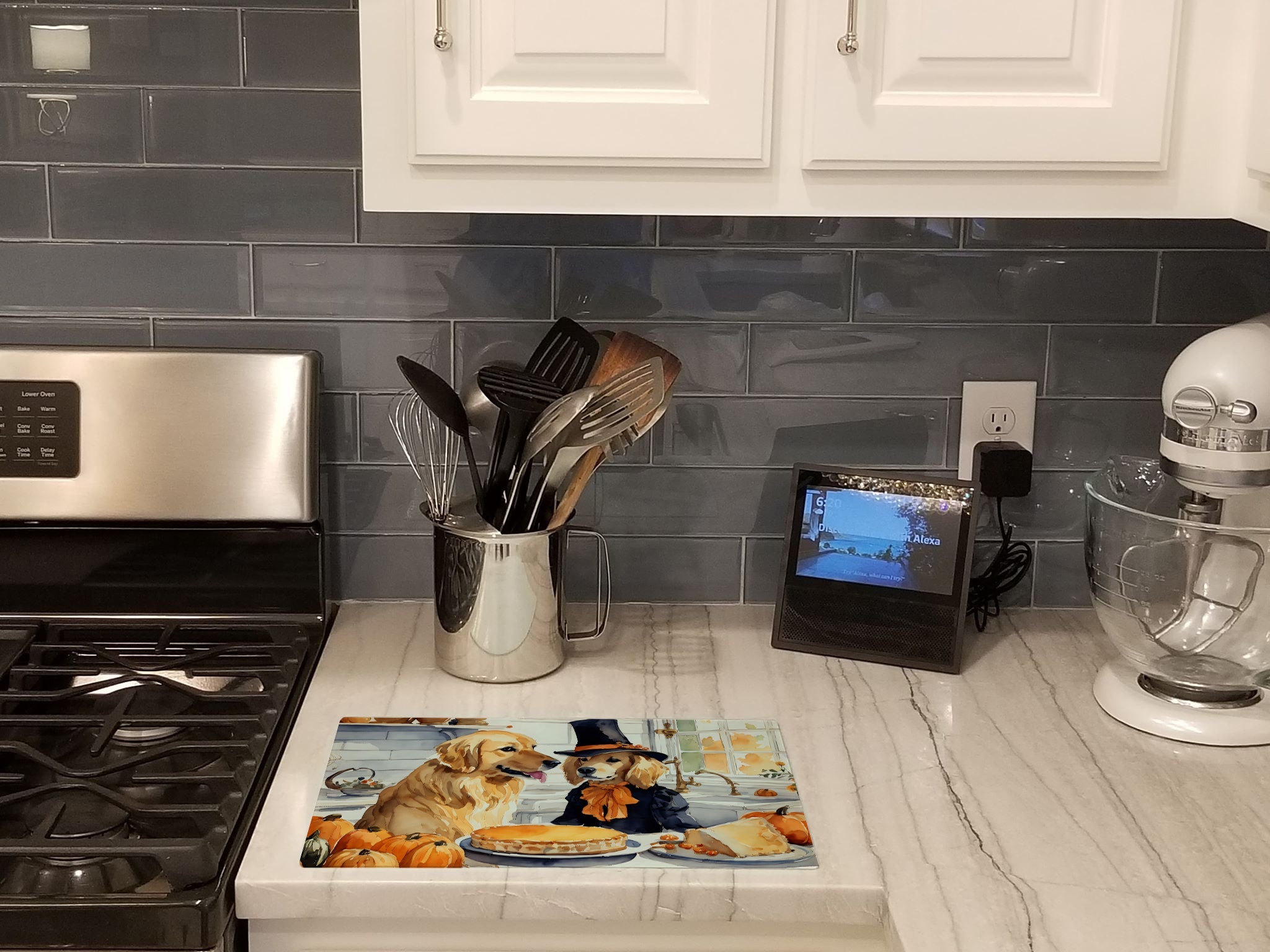 Golden Retriever Fall Kitchen Pumpkins Cutting Board Tempered Glass Kitchen Cutting Surface, Heat Resistant Chopping, Non-Slip Feet, Food Prep & Serving