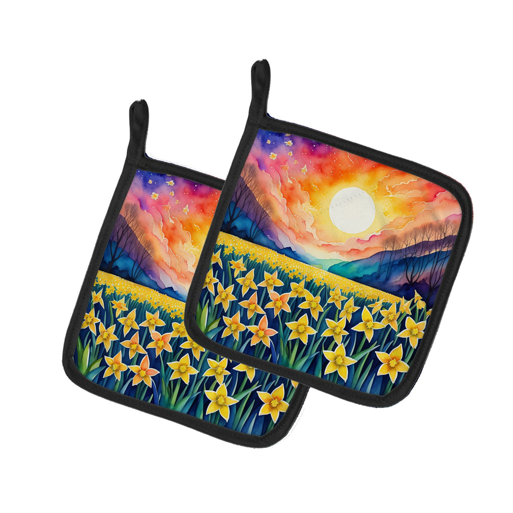 Colorful Daffodils Pot Holder Set of 2 Heat Resistant Quilted Hot Pads 7.5 x 7.5 Inch, Insulated Kitchen Trivets for Cooking & Baking