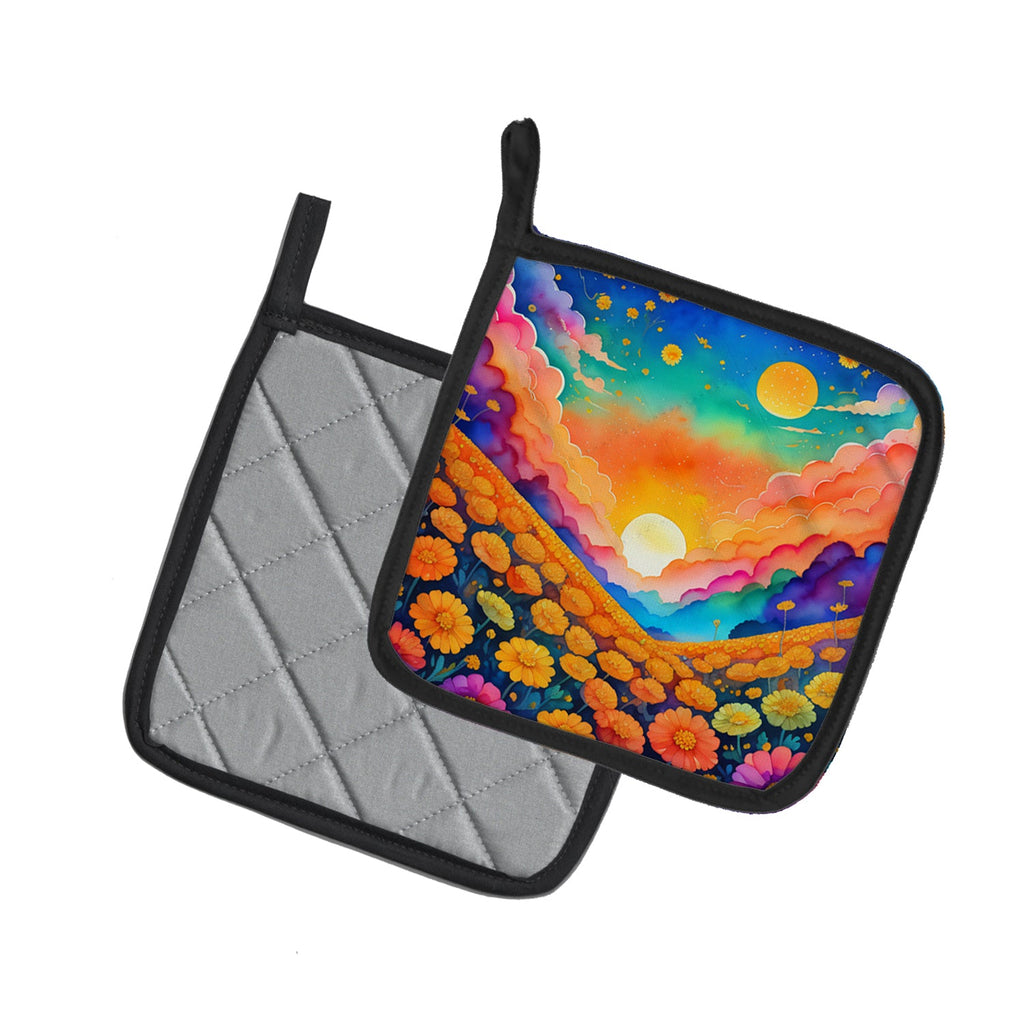 Colorful Marigolds Pot Holder Set of 2 Heat Resistant Quilted Hot Pads 7.5 x 7.5 Inch, Insulated Kitchen Trivets for Cooking & Baking