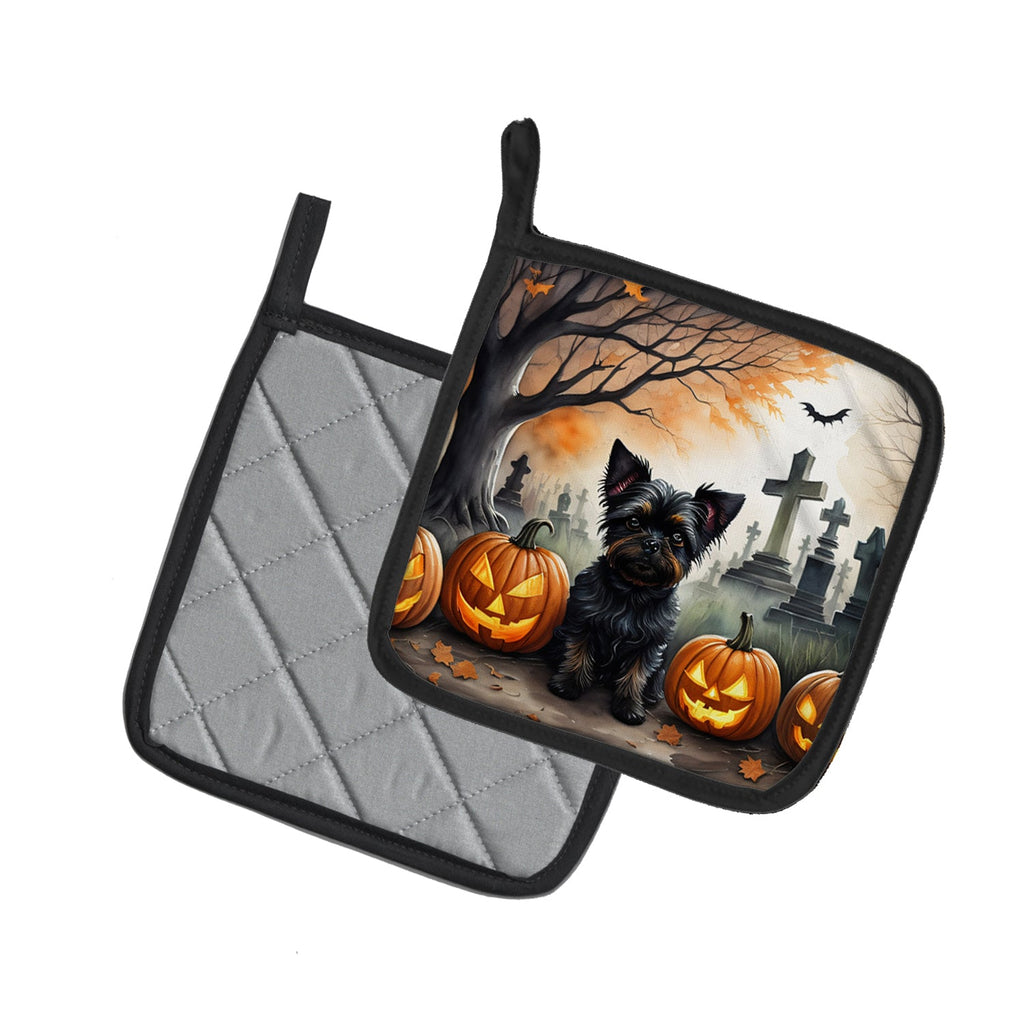 Affenpinscher Spooky Halloween Pot Holder Set of 2 Heat Resistant Quilted Hot Pads 7.5 x 7.5 Inch, Insulated Kitchen Trivets for Cooking & Baking