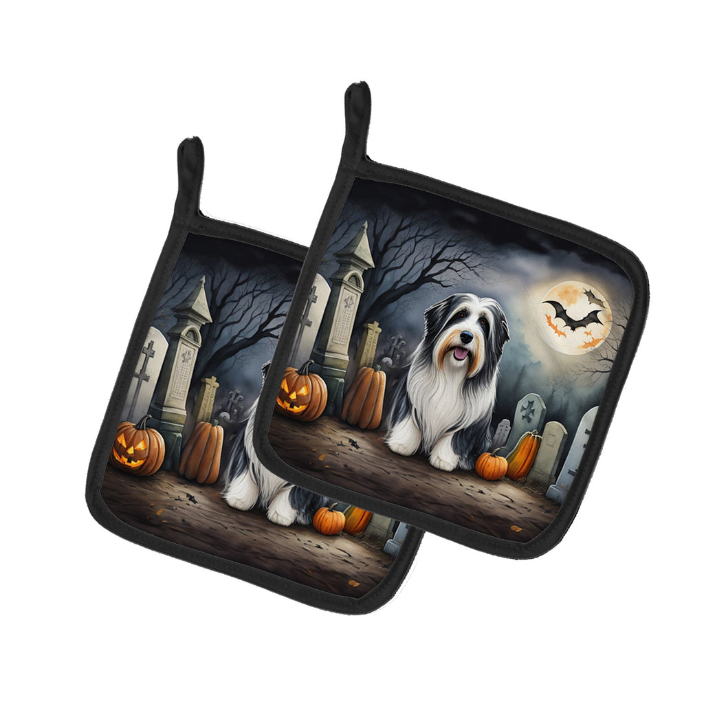 Bearded Collie Spooky Halloween Pot Holder Set of 2 Heat Resistant Quilted Hot Pads 7.5 x 7.5 Inch, Insulated Kitchen Trivets for Cooking & Baking