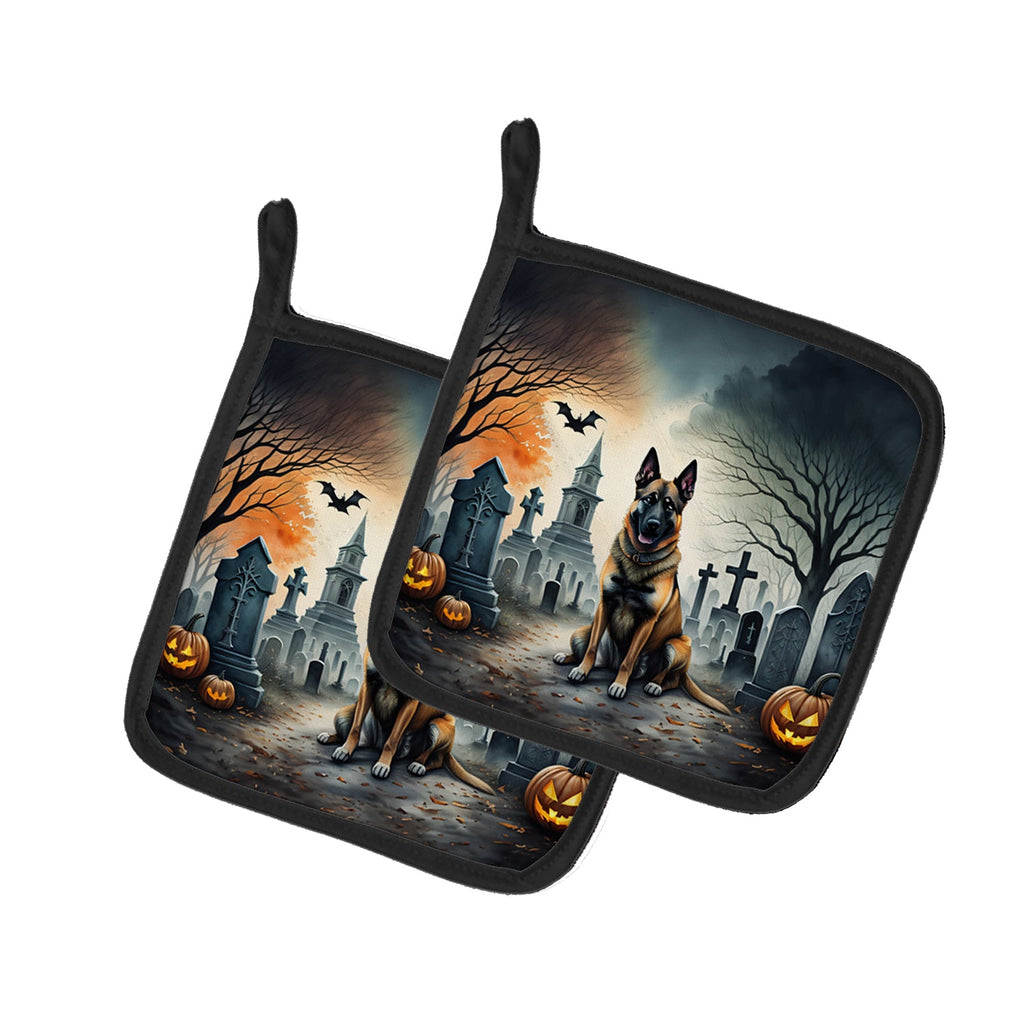 Belgian Malinois Spooky Halloween Pot Holder Set of 2 Heat Resistant Quilted Hot Pads 7.5 x 7.5 Inch, Insulated Kitchen Trivets for Cooking & Baking