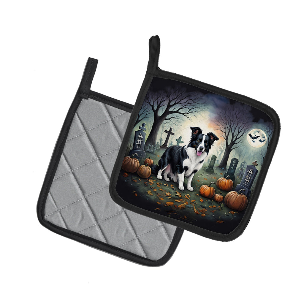 Border Collie Spooky Halloween Pot Holder Set of 2 Heat Resistant Quilted Hot Pads 7.5 x 7.5 Inch, Insulated Kitchen Trivets for Cooking & Baking