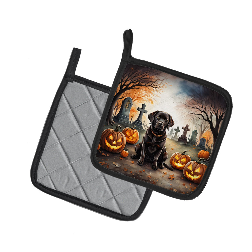 Chocolate Labrador Retriever Spooky Halloween Pot Holder Set of 2 Heat Resistant Quilted Hot Pads 7.5 x 7.5 Inch, Insulated Kitchen Trivets for Cooking & Baking