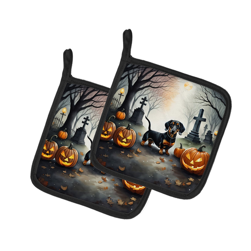Dachshund Spooky Halloween Pot Holder Set of 2 Heat Resistant Quilted Hot Pads 7.5 x 7.5 Inch, Insulated Kitchen Trivets for Cooking & Baking