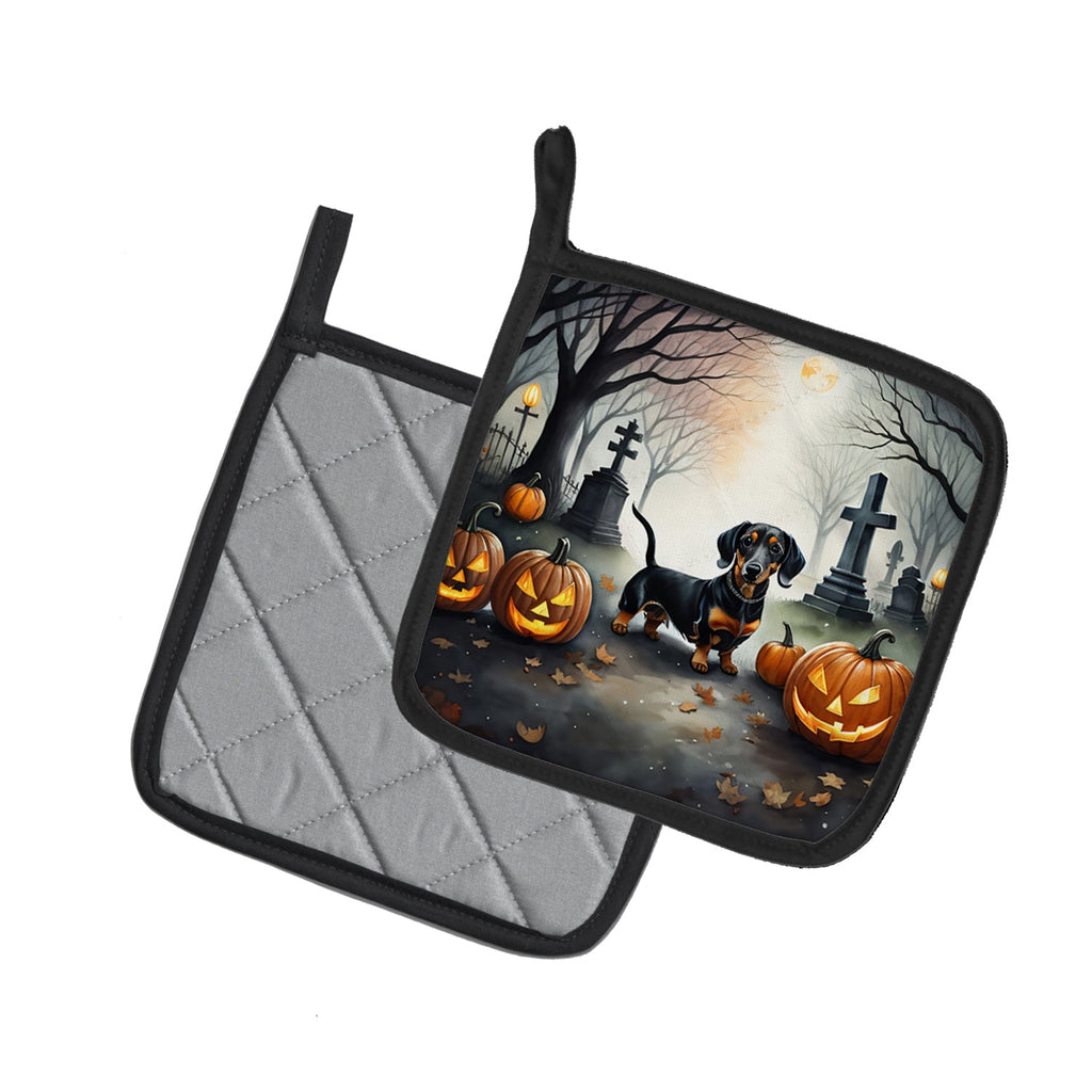 Dachshund Spooky Halloween Pot Holder Set of 2 Heat Resistant Quilted Hot Pads 7.5 x 7.5 Inch, Insulated Kitchen Trivets for Cooking & Baking