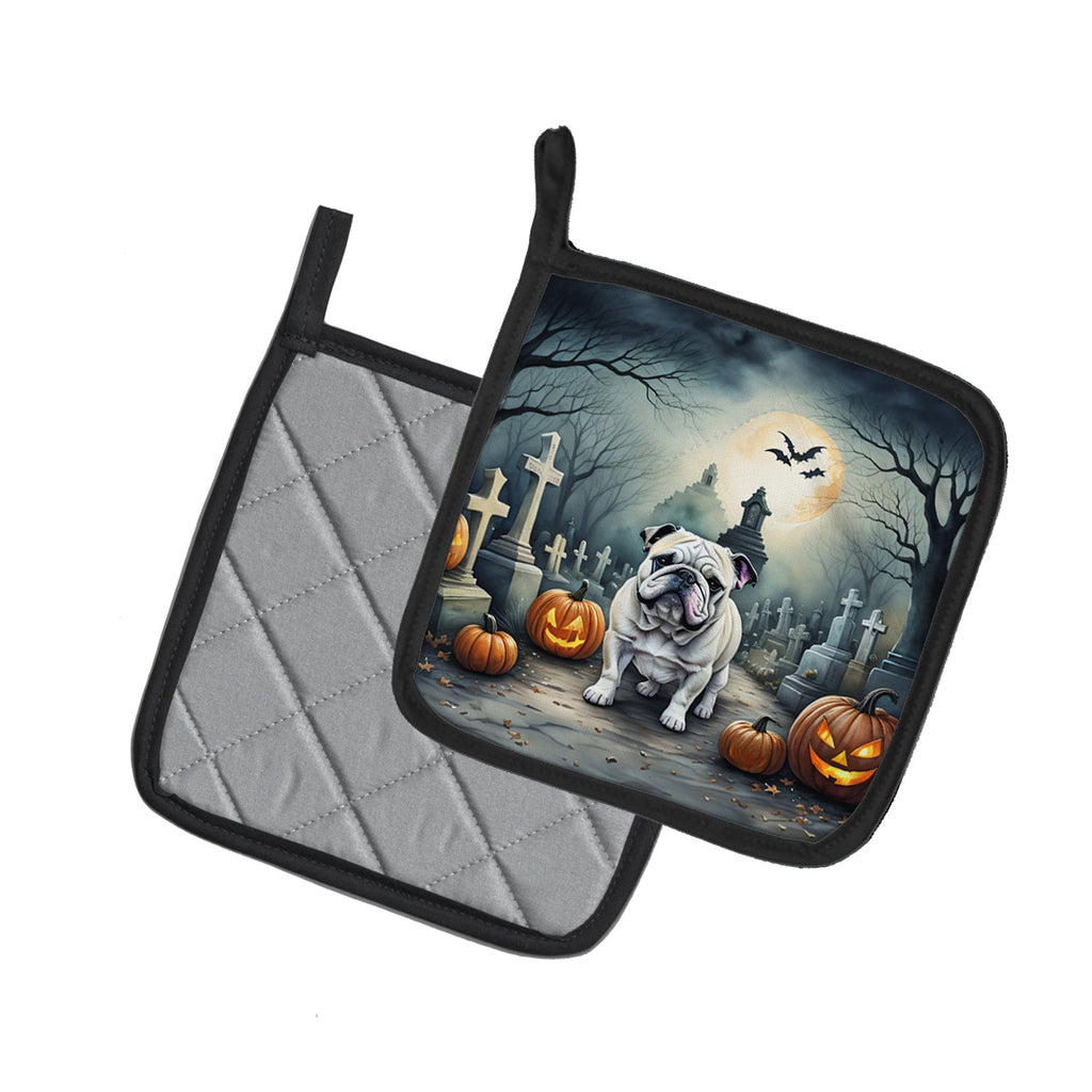 English Bulldog Spooky Halloween Pot Holder Set of 2 Heat Resistant Quilted Hot Pads 7.5 x 7.5 Inch, Insulated Kitchen Trivets for Cooking & Baking