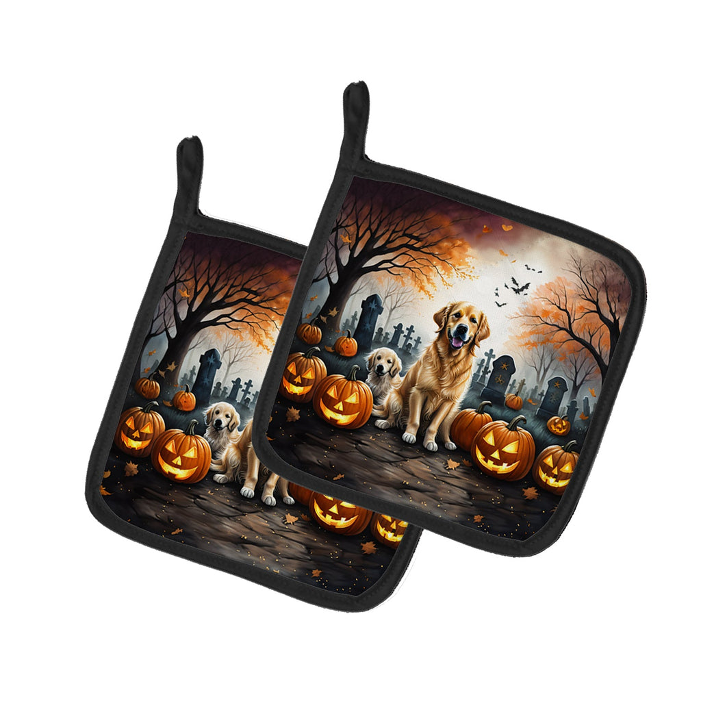 Golden Retriever Spooky Halloween Pot Holder Set of 2 Heat Resistant Quilted Hot Pads 7.5 x 7.5 Inch, Insulated Kitchen Trivets for Cooking & Baking