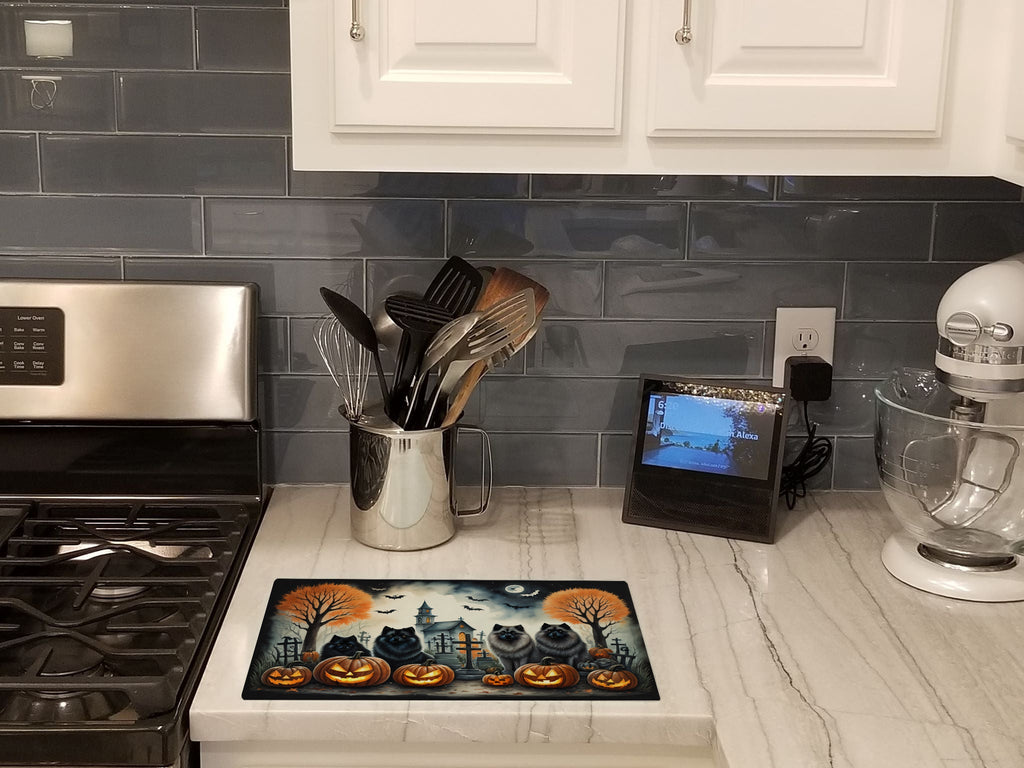 Keeshond Spooky Halloween Cutting Board Tempered Glass Kitchen Cutting Surface, Heat Resistant Chopping, Non-Slip Feet, Food Prep & Serving