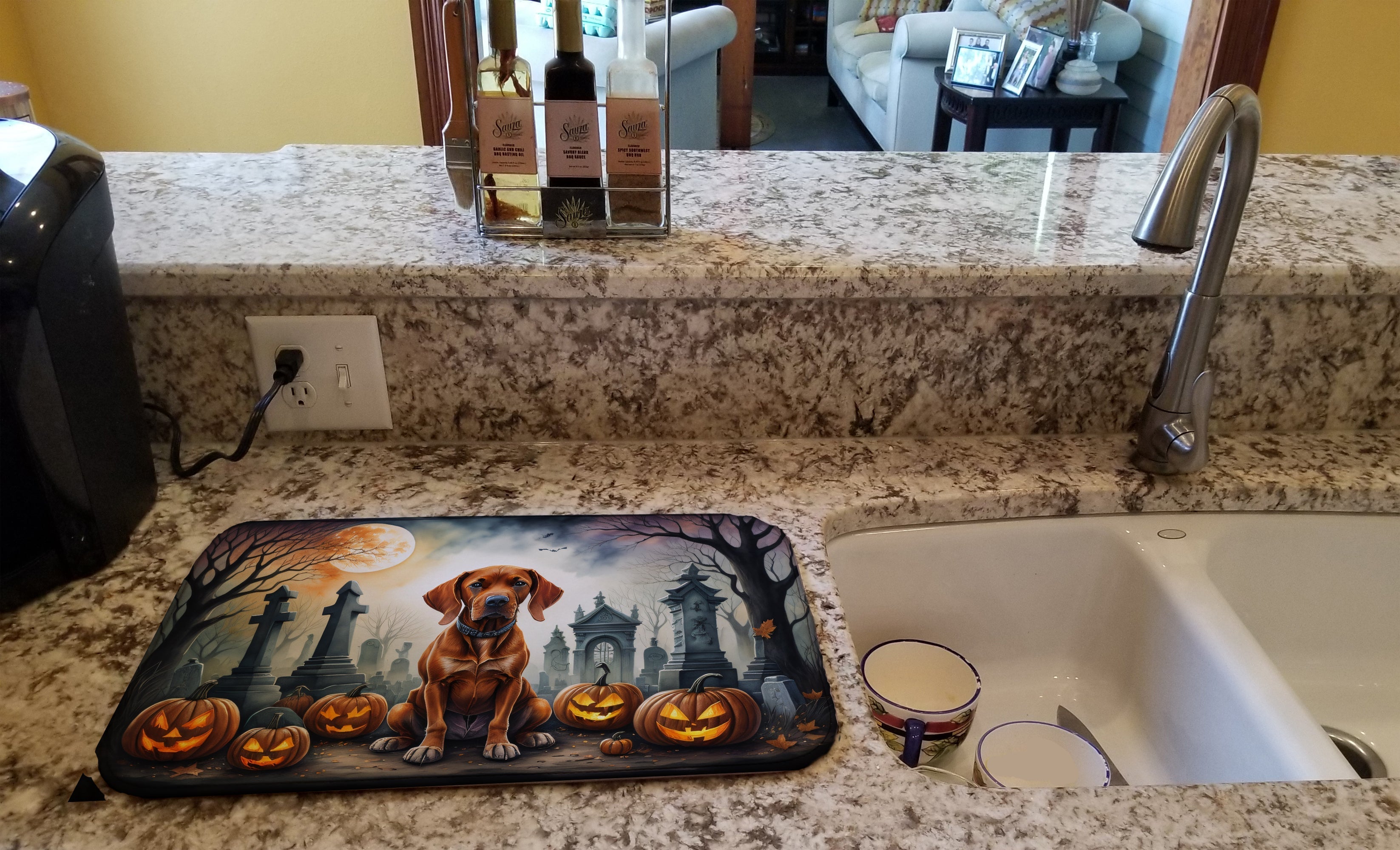 Vizsla Spooky Halloween Dish Drying Mat Absorbent Dish Drying Mat Pad for Kitchen Counter Dish Drainer Mat for Countertop, 14 x 21", Multicolor