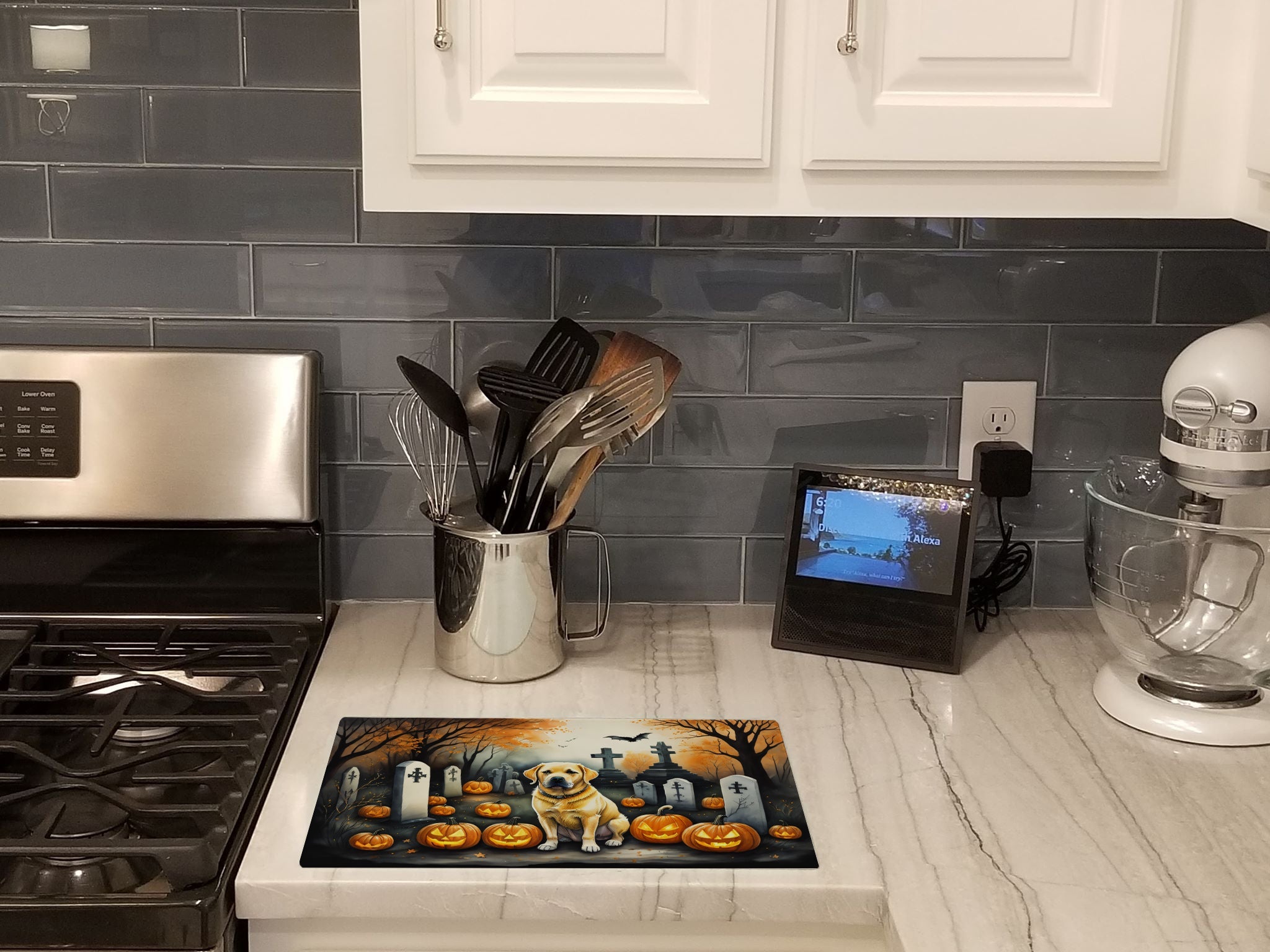 Yellow Labrador Retriever Spooky Halloween Cutting Board Tempered Glass Kitchen Cutting Surface, Heat Resistant Chopping, Non-Slip Feet, Food Prep & Serving