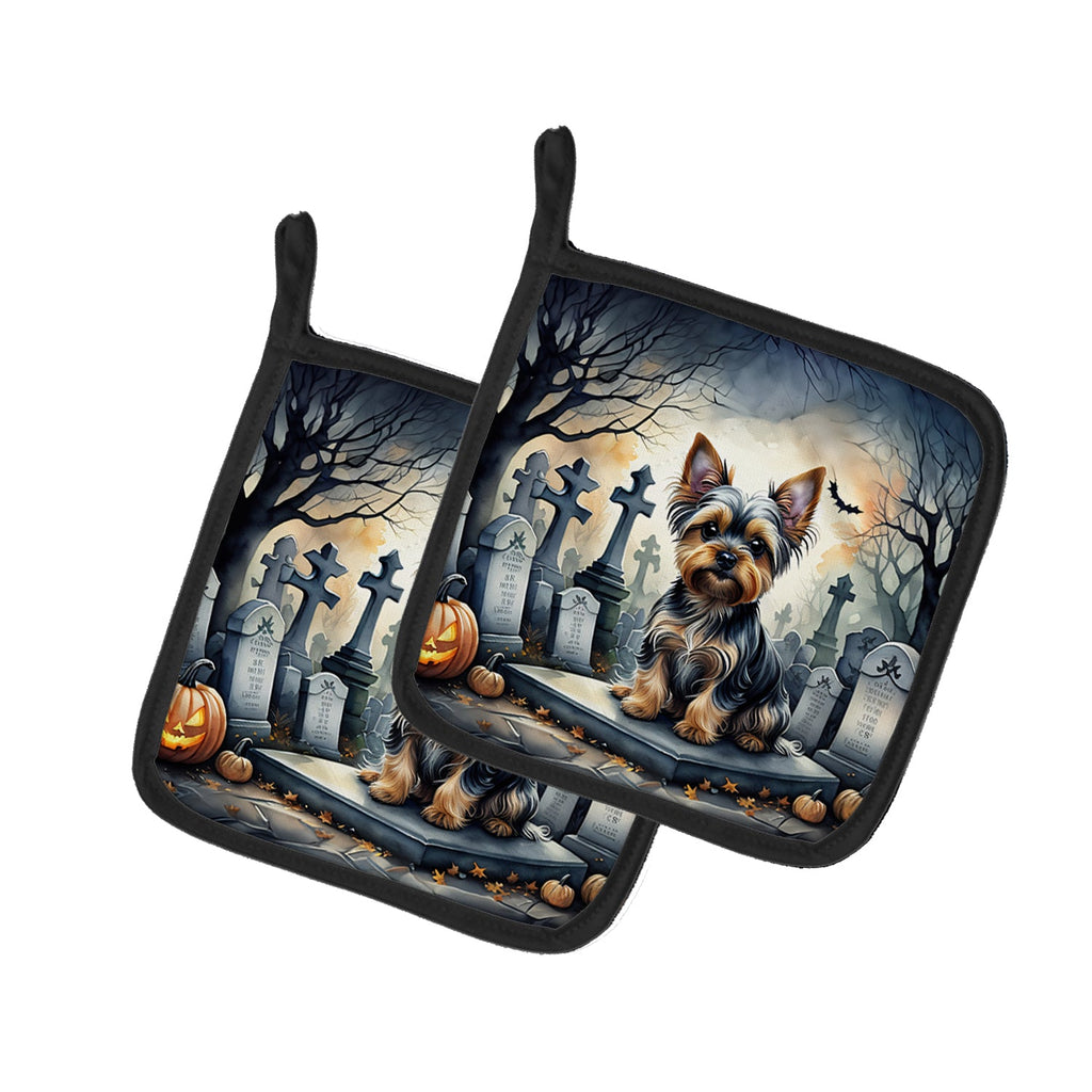 Yorkshire Terrier Spooky Halloween Pot Holder Set of 2 Heat Resistant Quilted Hot Pads 7.5 x 7.5 Inch, Insulated Kitchen Trivets for Cooking & Baking