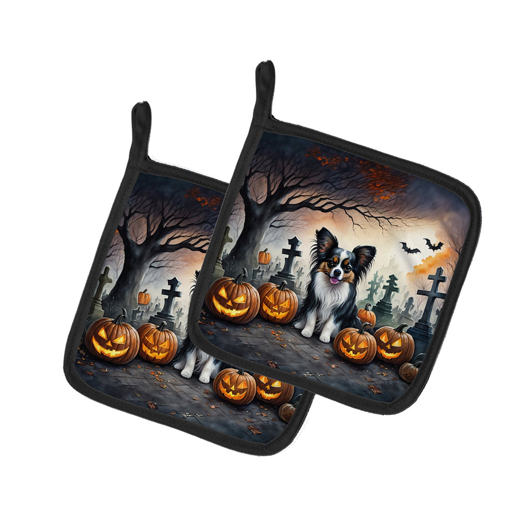 Papillon Spooky Halloween Pot Holder Set of 2 Heat Resistant Quilted Hot Pads 7.5 x 7.5 Inch, Insulated Kitchen Trivets for Cooking & Baking